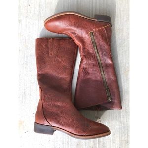 Tsubo Loe Brown Boot, Size 7 (runs very small)